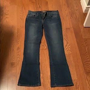 Lucky Jeans
